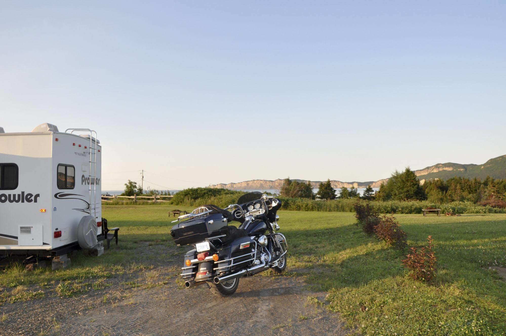 Motel Du Haut Phare Cap-des-Rosiers Экстерьер фото